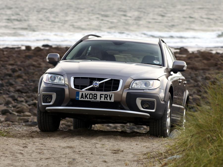  Volvo XC70 2007 года  (UK) (фото 11 из 15)